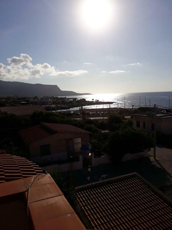 Aparthotel Casa Vacanze L'Orizzonte Valderice Exterior foto
